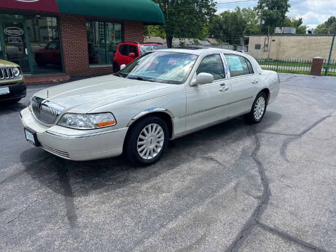 lincoln town car 2007 1LNHM82V07Y607506 image lincoln town car 2007 1LNHM82V07Y607506 image